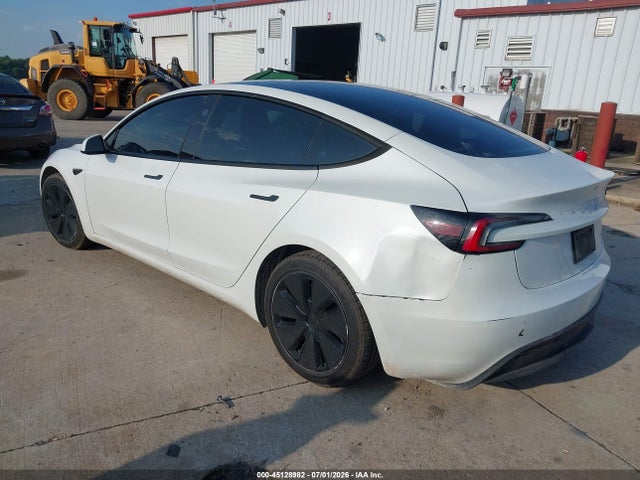 Продажа на аукционе авто 2024 Tesla Model 3 Long Range Dual Motor All-wheel Drive, vin: 5YJ3E1EB7RF746281, номер лота: 45128982