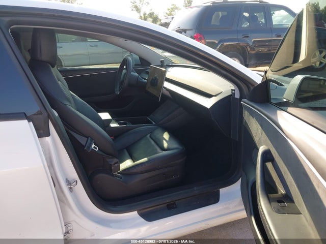 Продажа на аукционе авто 2024 Tesla Model 3 Long Range Dual Motor All-wheel Drive, vin: 5YJ3E1EB7RF746281, номер лота: 45128982