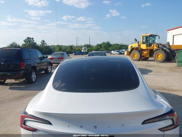 Продажа на аукционе авто 2024 Tesla Model 3 Long Range Dual Motor All-wheel Drive, vin: 5YJ3E1EB7RF746281, номер лота: 45128982