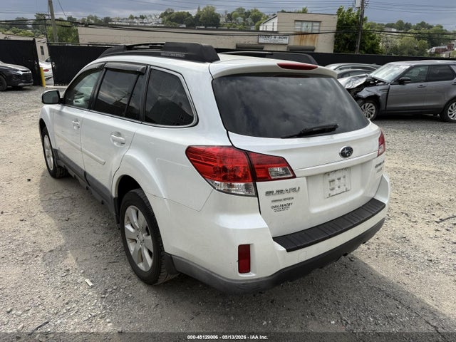 45129006 :رقم المزاد ، 4S4BRBCC1B3341985 vin ، 2011 Subaru Outback 2.5i Premium مزاد بيع