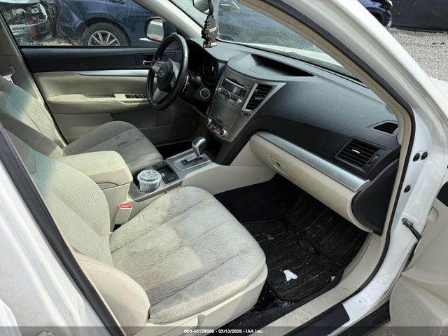 45129006 :رقم المزاد ، 4S4BRBCC1B3341985 vin ، 2011 Subaru Outback 2.5i Premium مزاد بيع