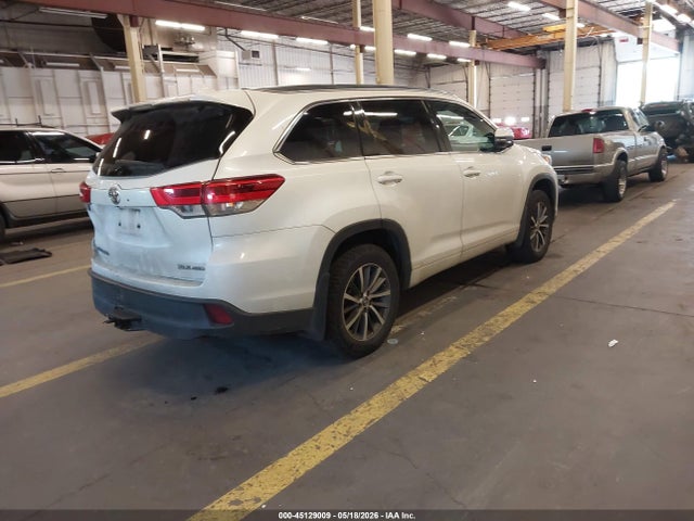 Toyota Highlander Xle 2018 5TDJZRFH6JS846742 Image 4
