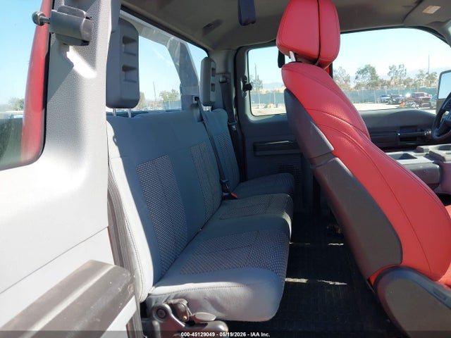 45129049 :رقم المزاد ، 1FDNX6DC8JDF06416 vin ، 2018 Ford F-650 Diesel مزاد بيع