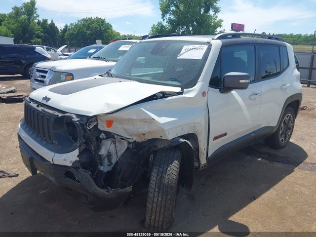 45129059 :رقم المزاد ، ZACCJBCT1GPD98853 vin ، 2016 Jeep Renegade Trailhawk مزاد بيع
