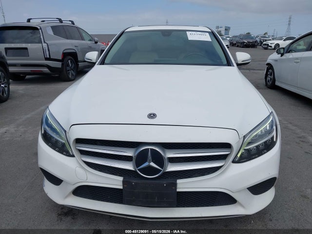 W1KWF8DBXMR639464 Mercedes-Benz C 300 Sedan