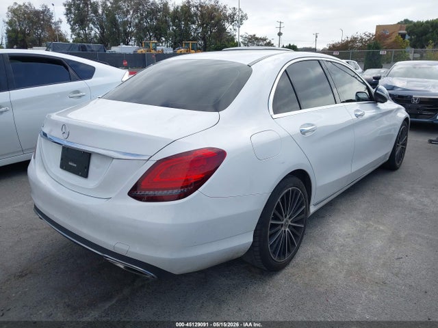 W1KWF8DBXMR639464 Mercedes-Benz C 300 Sedan