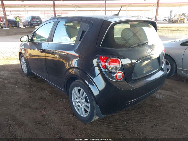 45129101 :رقم المزاد ، 1G1JC6SH2C4156953 vin ، 2012 Chevrolet Sonic 2lt مزاد بيع