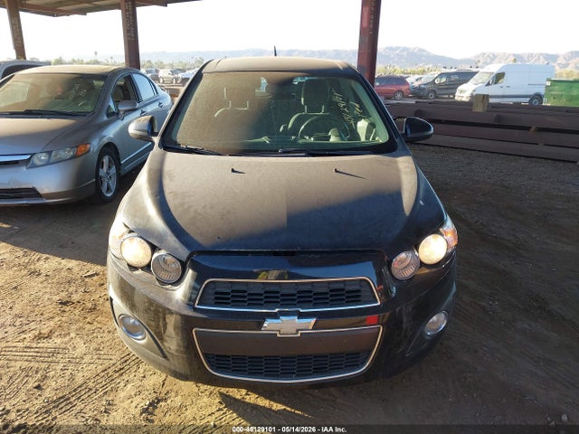 45129101 :رقم المزاد ، 1G1JC6SH2C4156953 vin ، 2012 Chevrolet Sonic 2lt مزاد بيع