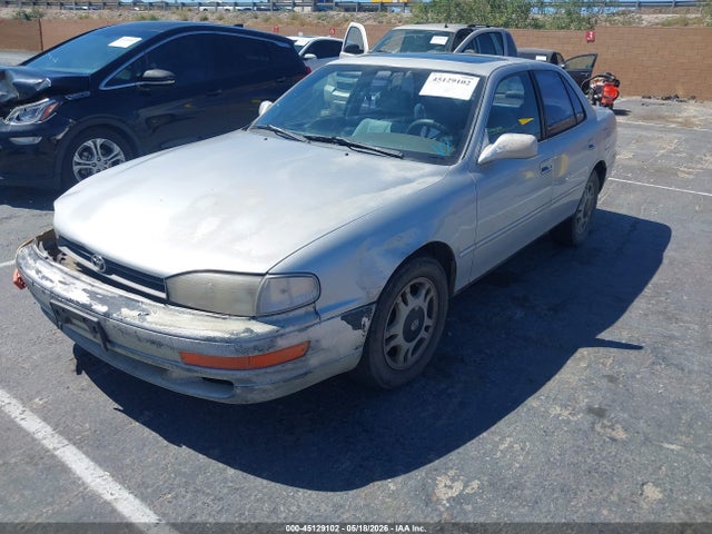 Продаж на аукціоні авто 1992 Toyota Camry Xle, vin: 4T1VK13E8NU018657, номер лоту: 45129102
