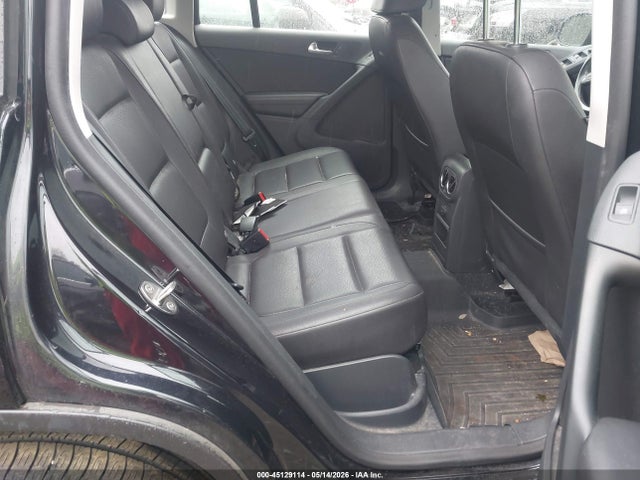 Продажа на аукционе авто 2017 Volkswagen Tiguan 2.0t/2.0t S, vin: WVGBV7AX0HK028262, номер лота: 45129114