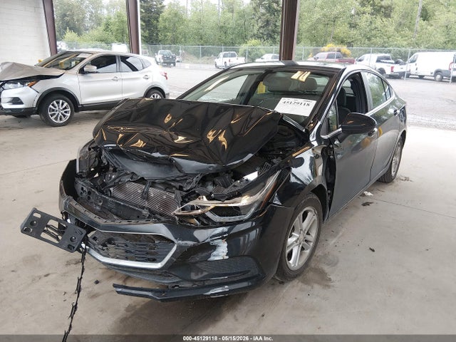 1G1BE5SMXJ7181617 Chevrolet Cruze Lt Auto