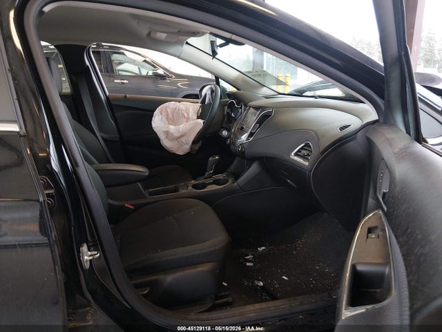 1G1BE5SMXJ7181617 Chevrolet Cruze Lt Auto