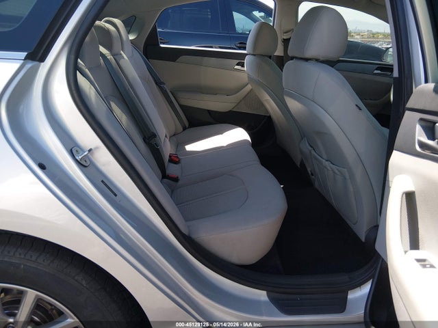 45129125 :رقم المزاد ، 5NPE24AF2JH674438 vin ، 2018 Hyundai Sonata Se مزاد بيع