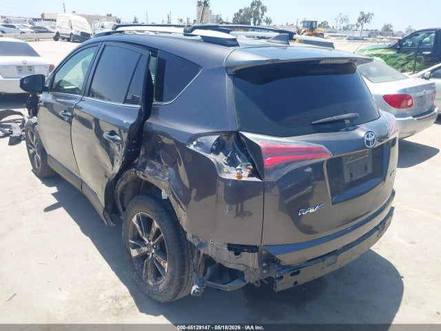 JTMWFREVXGJ073821 Toyota Rav4 Xle
