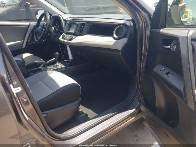 JTMWFREVXGJ073821 Toyota Rav4 Xle