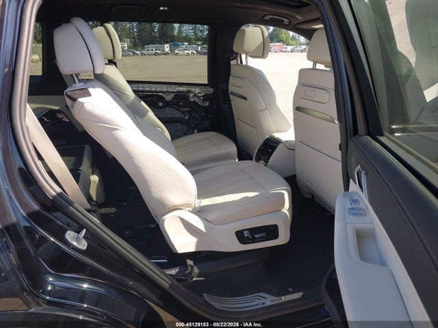2025 Bmw X7 M60i მანქანა იყიდება აუქციონზე, vin: 5UX33EM01S9Z29512, აუქციონის ნომერი: 45129153