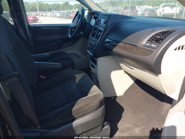 45129201 :رقم المزاد ، 2C4RDGBGXHR561581 vin ، 2017 Dodge Grand Caravan Se مزاد بيع