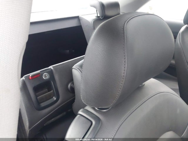 Продажа на аукционе авто 2010 Audi A5 2.0t Premium, vin: WAULFAFR6AA011293, номер лота: 45129214