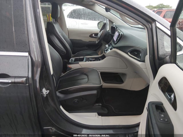 Продаж на аукціоні авто 2022 Chrysler Pacifica Hybrid Limited, vin: 2C4RC1S7XNR227708, номер лоту: 45129252