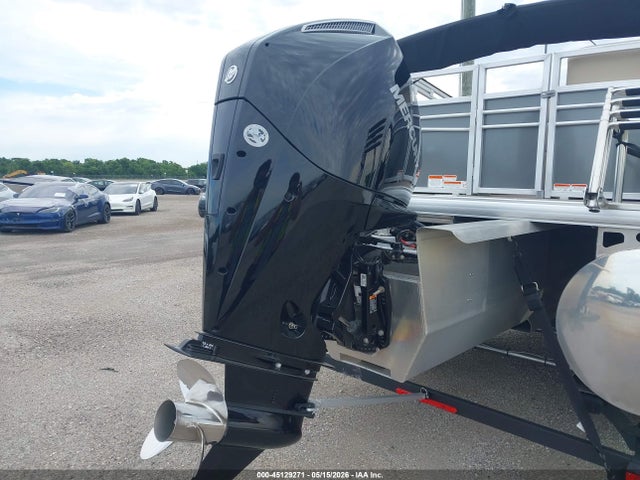 Suntracker Ph30 Pontoon Boat 2023 BUJ81744F223 Image 10