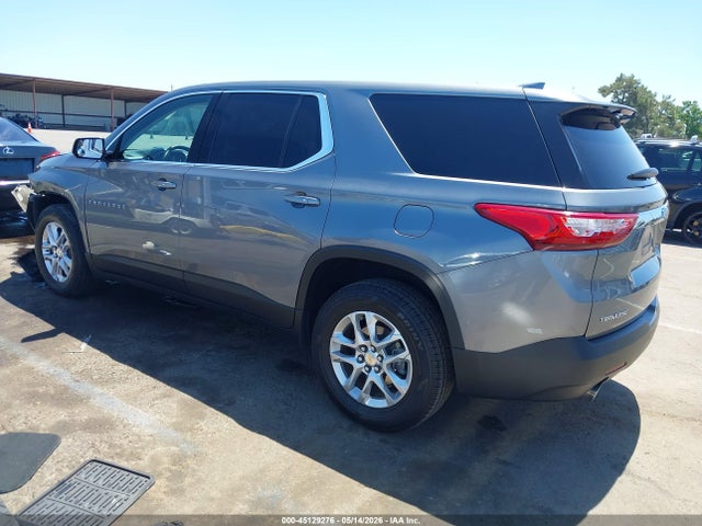 Chevrolet Traverse Ls 2018 1GNERFKW8JJ208873 Image 3