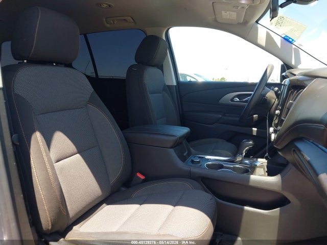 Chevrolet Traverse Ls 2018 1GNERFKW8JJ208873 Image 5