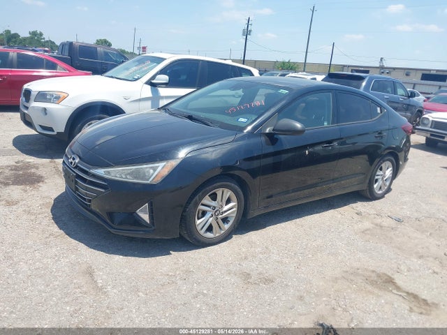 Продажа на аукционе авто 2019 Hyundai Elantra Sel, vin: 5NPD84LF1KH403668, номер лота: 45129281
