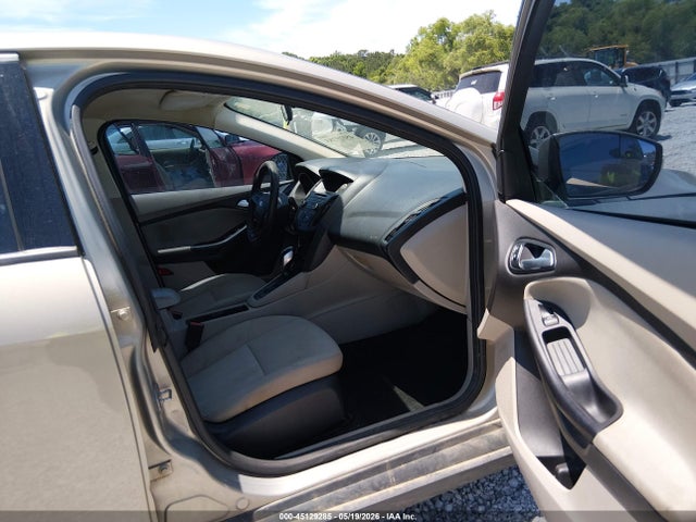 Продажа на аукционе авто 2016 Ford Focus Se, vin: 1FADP3F24GL356196, номер лота: 45129285