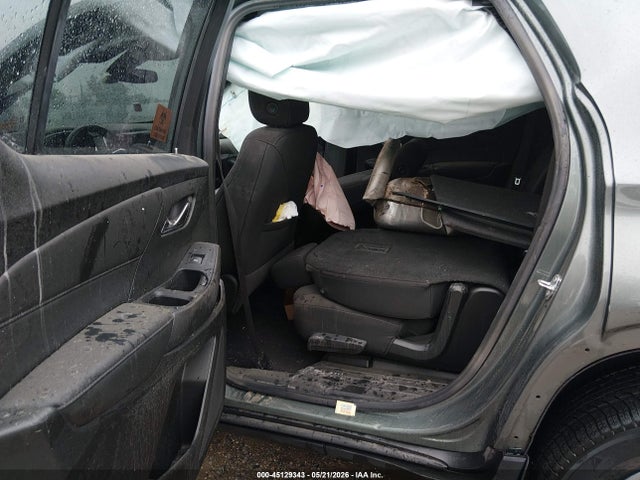 1GNEVGKW2NJ125074 Chevrolet Traverse Awd Lt Cloth