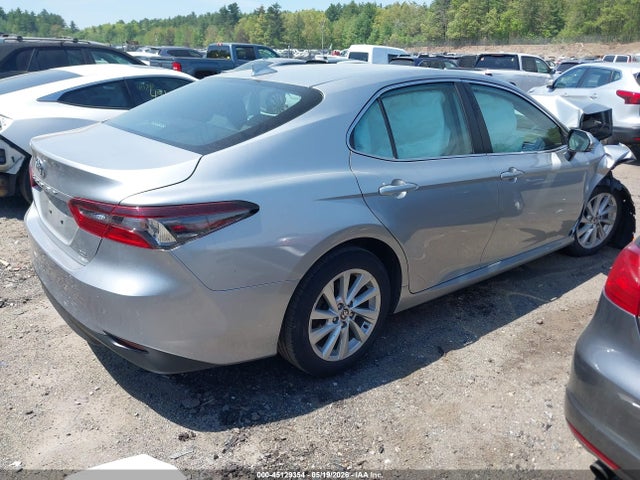 45129354 :رقم المزاد ، 4T1R11BK7RU111137 vin ، 2024 Toyota Camry Le مزاد بيع
