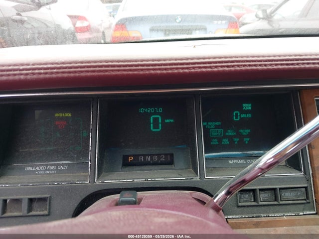 Продажа на аукционе авто 1994 Lincoln Town Car Signature/tournament, vin: 1LNLM82W3RY718394, номер лота: 45129359