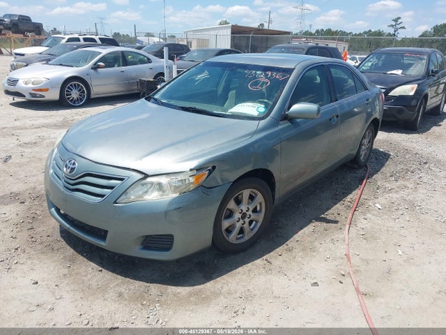 45129367 :رقم المزاد ، 4T1BF3EK8BU703243 vin ، 2011 Toyota Camry Le مزاد بيع