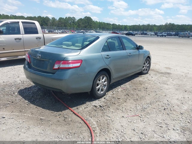 45129367 :رقم المزاد ، 4T1BF3EK8BU703243 vin ، 2011 Toyota Camry Le مزاد بيع