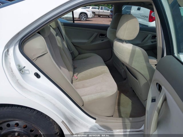 Aukcja sprzedaży 2011 Toyota Camry, vin: 4T1BF3EK6BU596824, numer aukcji: 45129387