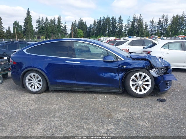 Tesla Model X 100d/75d/p100d 2018 5YJXCDE2XJF142415 Image 12