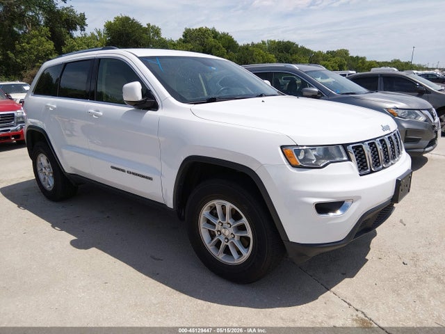 Jeep Grand Cherokee Laredo E 4x4 2018 1C4RJFAG8JC334795 main image
