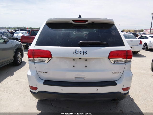1C4RJFAG8JC334795 Jeep Grand Cherokee Laredo E 4x4