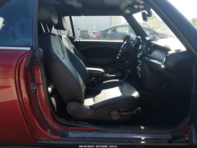 Продажа на аукционе авто 2010 Mini Cooper, vin: WMWMR3C5XATU97703, номер лота: 45129479