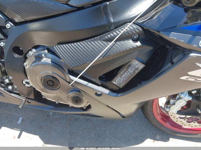Suzuki GSX-R750 2026 JS1GR7MA5T7101637 Image 8