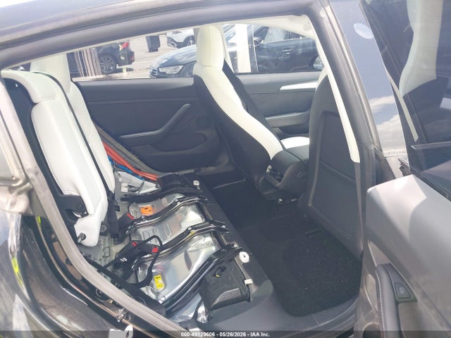 Tesla Model 3 Rear-wheel Drive 2022 5YJ3E1EA2NF326283 Image 8