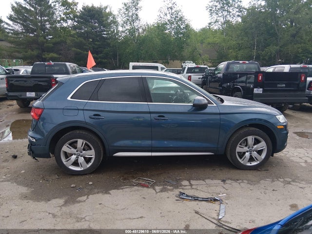 2018 Audi Q5 2.0t Premium/2.0t Tech Premium მანქანა იყიდება აუქციონზე, vin: WA1BNAFY8J2166750, აუქციონის ნომერი: 45129610