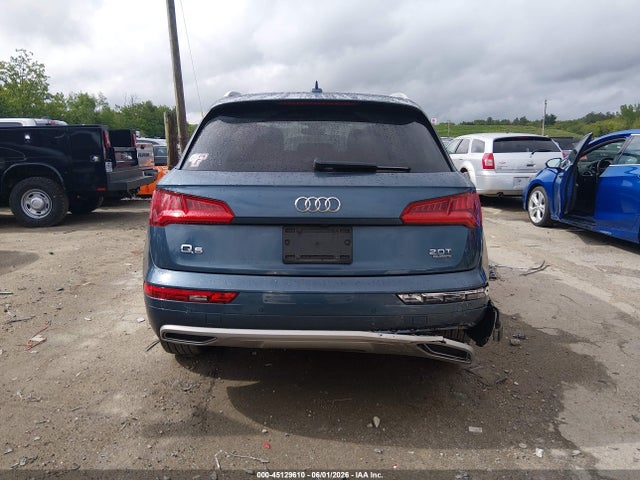 2018 Audi Q5 2.0t Premium/2.0t Tech Premium მანქანა იყიდება აუქციონზე, vin: WA1BNAFY8J2166750, აუქციონის ნომერი: 45129610