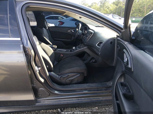 Продаж на аукціоні авто 2015 Chrysler 200 Limited, vin: 1C3CCCAB3FN657767, номер лоту: 45129731