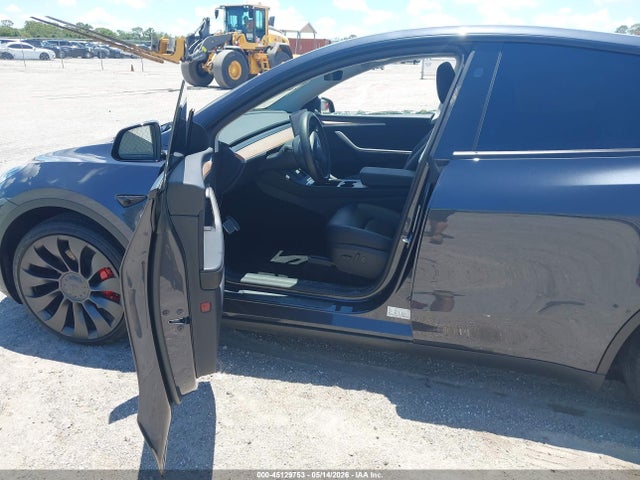 Продаж на аукціоні авто 2025 Tesla Model Y Performance Dual Motor All-wheel Drive, vin: 7SAYGDEF6SA341944, номер лоту: 45129753