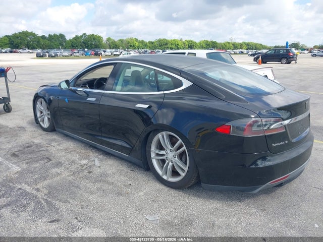 2013 Tesla Model S მანქანა იყიდება აუქციონზე, vin: 5YJSA1AC7DFP10279, აუქციონის ნომერი: 45129799