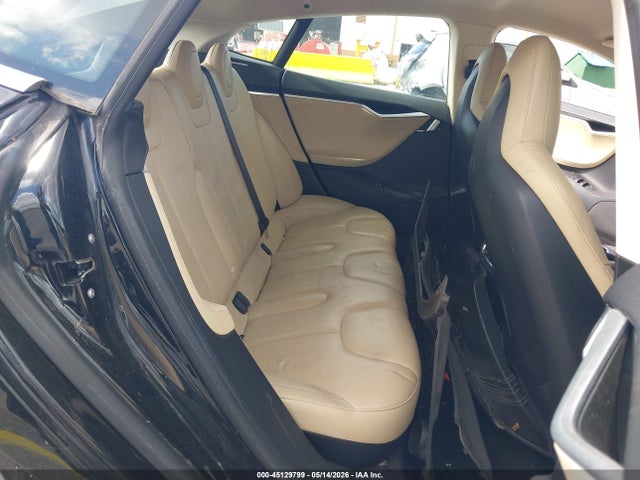2013 Tesla Model S მანქანა იყიდება აუქციონზე, vin: 5YJSA1AC7DFP10279, აუქციონის ნომერი: 45129799