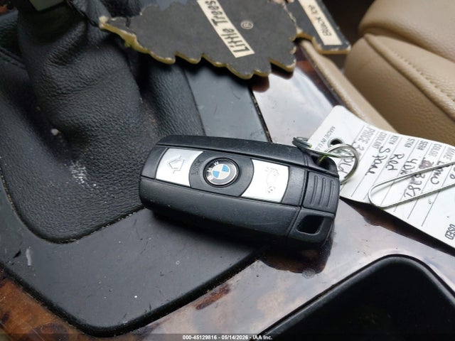 45129816 :رقم المزاد ، WBAVA37518NL50786 vin ، 2008 Bmw 328i مزاد بيع