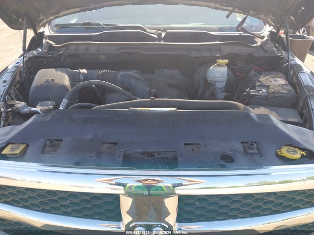45129826 :رقم المزاد ، 1C6RR7LT5HS653782 vin ، 2017 Ram 1500 Slt مزاد بيع