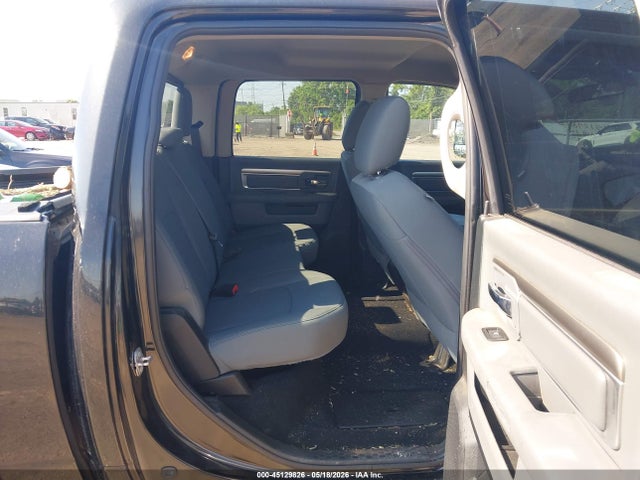 45129826 :رقم المزاد ، 1C6RR7LT5HS653782 vin ، 2017 Ram 1500 Slt مزاد بيع