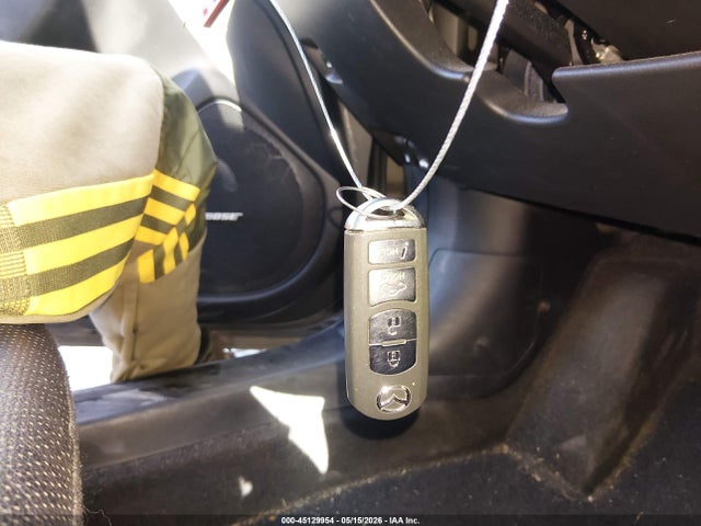2014 Mazda Mazda3 S Grand Touring მანქანა იყიდება აუქციონზე, vin: JM1BM1W39E1106064, აუქციონის ნომერი: 45129954